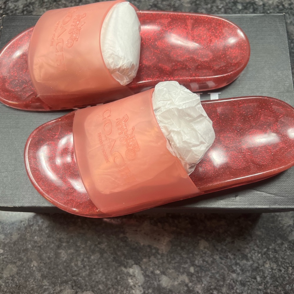 Coach Ulyssa Rubber Slides New In Box  size 8 Candy Apply/Candy Pink